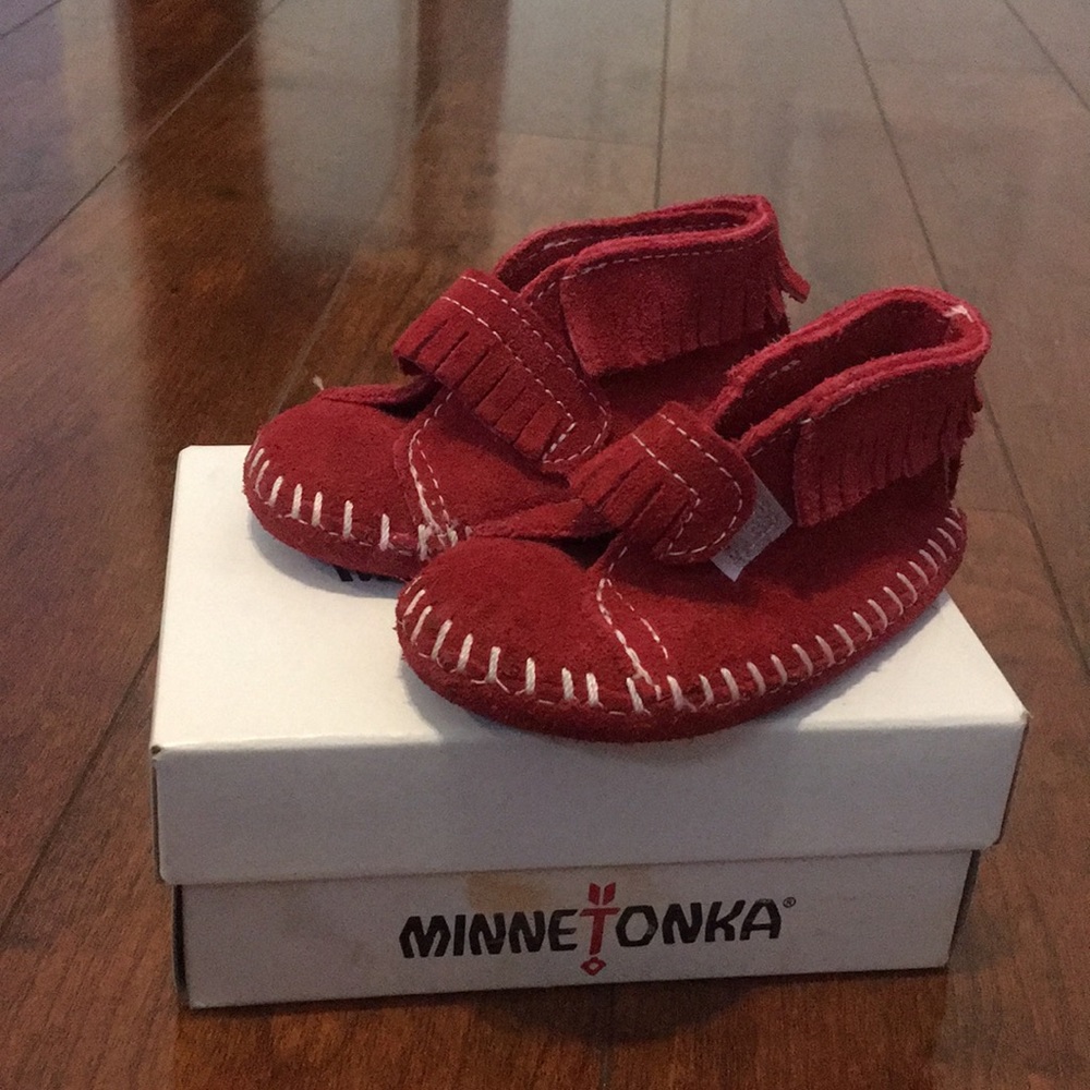Minnetonka moccasins Size 3 Red